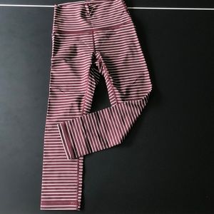 Lululemon Athletica cropped leggings
